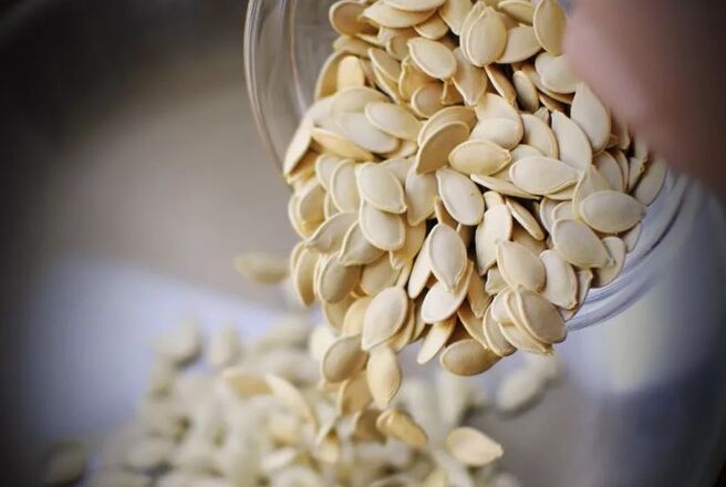 Pumpkin seeds are unpeeled